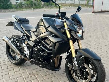 Сузуки GSR 750, объемом двигателя 0 л и пробегом 17 тыс. км за 4000 $, фото 1 на Automoto.ua