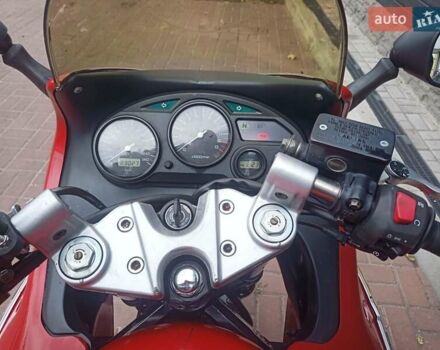 Красный Сузуки GSX-750, объемом двигателя 0.75 л и пробегом 91 тыс. км за 3500 $, фото 6 на Automoto.ua
