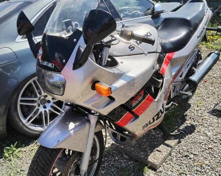 Сузуки GSX-750, объемом двигателя 0 л и пробегом 42 тыс. км за 2000 $, фото 1 на Automoto.ua