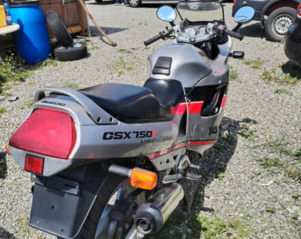 Сузуки GSX-750, объемом двигателя 0 л и пробегом 42 тыс. км за 2000 $, фото 3 на Automoto.ua