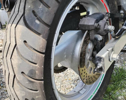 Сузуки GSX-750, объемом двигателя 0 л и пробегом 42 тыс. км за 2000 $, фото 10 на Automoto.ua