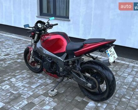 Серый Сузуки GSX-750, объемом двигателя 0.75 л и пробегом 45 тыс. км за 3950 $, фото 11 на Automoto.ua