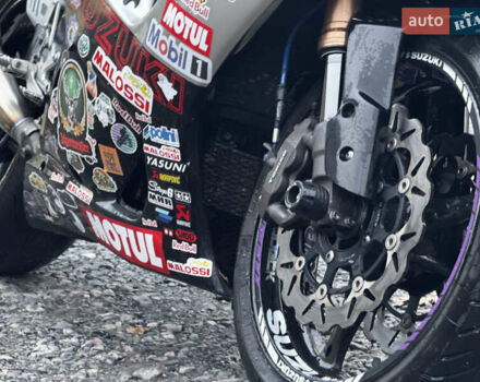 Сузуки GSX-R 1000, объемом двигателя 1 л и пробегом 40 тыс. км за 7500 $, фото 12 на Automoto.ua