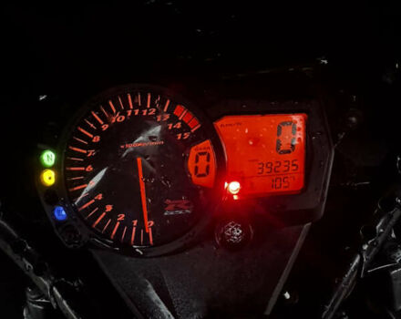 Сузуки GSX-R 1000, объемом двигателя 1 л и пробегом 40 тыс. км за 7500 $, фото 6 на Automoto.ua