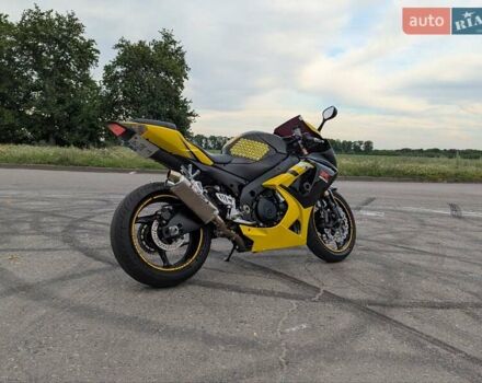Сузуки GSX-R 1000, объемом двигателя 1 л и пробегом 50 тыс. км за 4300 $, фото 2 на Automoto.ua