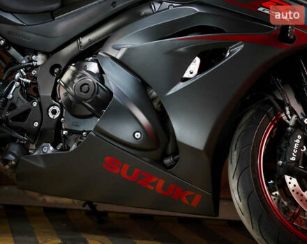 Сузуки GSX-R 1000, объемом двигателя 1 л и пробегом 26 тыс. км за 18000 $, фото 10 на Automoto.ua