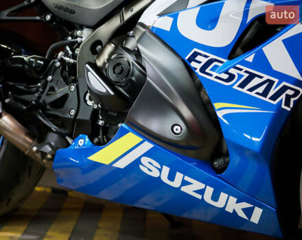 Сузуки GSX-R 1000, объемом двигателя 0 л и пробегом 26 тыс. км за 19000 $, фото 11 на Automoto.ua