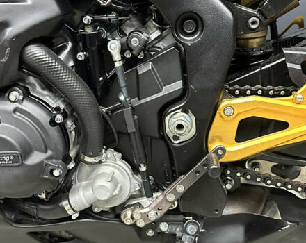 Сузукі GSX-R 1000, об'ємом двигуна 1 л та пробігом 2 тис. км за 17000 $, фото 12 на Automoto.ua