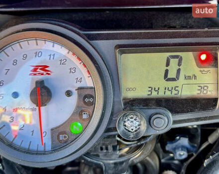 Серый Сузуки GSX-R 1000, объемом двигателя 1 л и пробегом 34 тыс. км за 6950 $, фото 7 на Automoto.ua