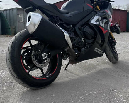 Серый Сузуки GSX-R 1000, объемом двигателя 1 л и пробегом 6 тыс. км за 18500 $, фото 5 на Automoto.ua