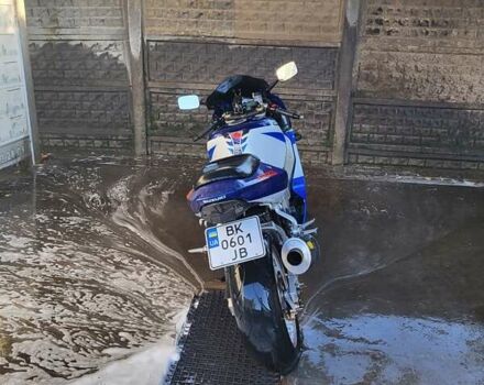 Синий Сузуки GSX-R 1000, объемом двигателя 1 л и пробегом 17 тыс. км за 5400 $, фото 7 на Automoto.ua