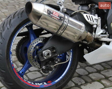 Синий Сузуки GSX-R 1000, объемом двигателя 1 л и пробегом 23 тыс. км за 8500 $, фото 12 на Automoto.ua