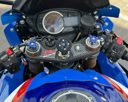 Синий Сузуки GSX-R 1000, объемом двигателя 1 л и пробегом 70 тыс. км за 8200 $, фото 7 на Automoto.ua