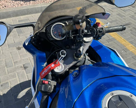 Синий Сузуки GSX-R 1000, объемом двигателя 1 л и пробегом 18 тыс. км за 13000 $, фото 6 на Automoto.ua