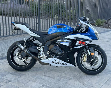 Синий Сузуки GSX-R 1000, объемом двигателя 1 л и пробегом 16 тыс. км за 13300 $, фото 1 на Automoto.ua