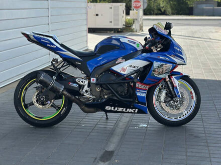 Сузуки GSX-R 1000 2009 в Измаиле на Automoto.ua Синий Сузуки GSX-R 1000, объемом двигателя 1 л и пробегом 70 тыс. км за 8200 $, фото 1 на Automoto.ua