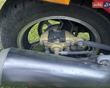 Красный Сузуки GSX-R 1100, объемом двигателя 1.1 л и пробегом 22 тыс. км за 2499 $, фото 4 на Automoto.ua