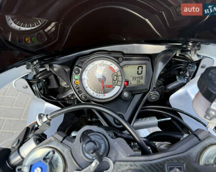 Белый Сузуки GSX-R 600, объемом двигателя 0.6 л и пробегом 35 тыс. км за 8200 $, фото 5 на Automoto.ua