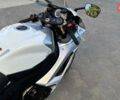 Белый Сузуки GSX-R 600, объемом двигателя 0.6 л и пробегом 25 тыс. км за 8499 $, фото 31 на Automoto.ua