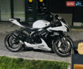 Белый Сузуки GSX-R 600, объемом двигателя 0.6 л и пробегом 12 тыс. км за 12800 $, фото 12 на Automoto.ua