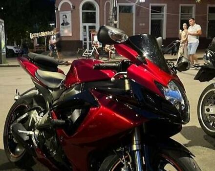 Чорний Сузукі GSX-R 600, об'ємом двигуна 0.6 л та пробігом 57 тис. км за 6700 $, фото 1 на Automoto.ua