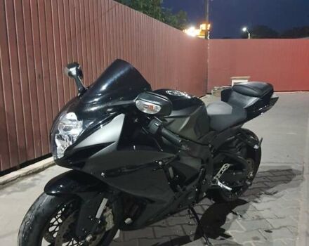 Черный Сузуки GSX-R 600, объемом двигателя 0.6 л и пробегом 24 тыс. км за 10500 $, фото 5 на Automoto.ua