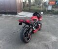 Красный Сузуки GSX-R 600, объемом двигателя 0.6 л и пробегом 33 тыс. км за 10200 $, фото 2 на Automoto.ua