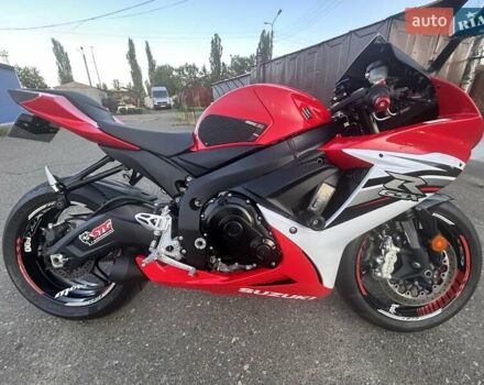 Красный Сузуки GSX-R 600, объемом двигателя 0.6 л и пробегом 33 тыс. км за 10200 $, фото 1 на Automoto.ua