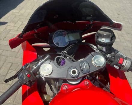 Красный Сузуки GSX-R 600, объемом двигателя 0.6 л и пробегом 14 тыс. км за 4000 $, фото 5 на Automoto.ua