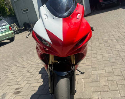 Красный Сузуки GSX-R 600, объемом двигателя 0.6 л и пробегом 14 тыс. км за 4000 $, фото 2 на Automoto.ua