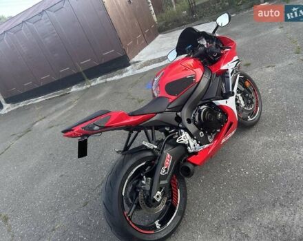 Красный Сузуки GSX-R 600, объемом двигателя 0.6 л и пробегом 33 тыс. км за 10200 $, фото 15 на Automoto.ua