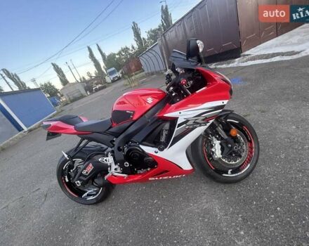 Красный Сузуки GSX-R 600, объемом двигателя 0.6 л и пробегом 33 тыс. км за 10200 $, фото 17 на Automoto.ua
