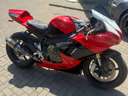 Сузуки GSX-R 600 2012 в Одессе на Automoto.ua Красный Сузуки GSX-R 600, объемом двигателя 0.6 л и пробегом 14 тыс. км за 4000 $, фото 1 на Automoto.ua
