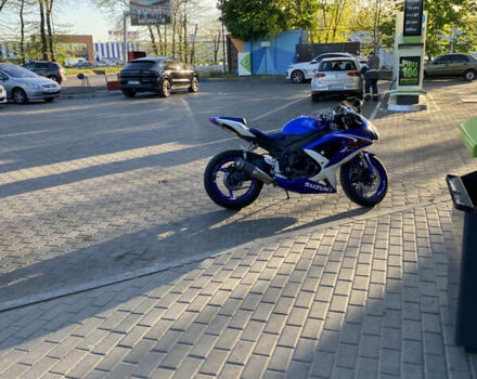 Сузуки GSX-R 600, объемом двигателя 0.6 л и пробегом 25 тыс. км за 8300 $, фото 1 на Automoto.ua