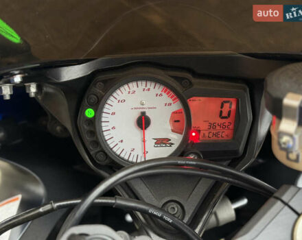 Сузуки GSX-R 600, объемом двигателя 0.6 л и пробегом 36 тыс. км за 6300 $, фото 19 на Automoto.ua