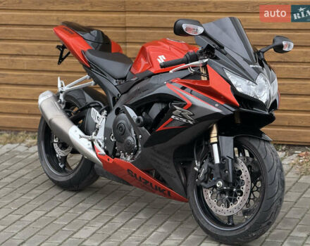 Сузуки GSX-R 600, объемом двигателя 0.6 л и пробегом 8 тыс. км за 8999 $, фото 1 на Automoto.ua