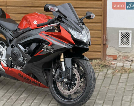 Сузуки GSX-R 600, объемом двигателя 0.6 л и пробегом 8 тыс. км за 8999 $, фото 2 на Automoto.ua