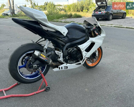 Сузуки GSX-R 600, объемом двигателя 0.6 л и пробегом 30 тыс. км за 6000 $, фото 2 на Automoto.ua