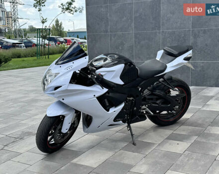 Сузуки GSX-R 600, объемом двигателя 0.6 л и пробегом 30 тыс. км за 9500 $, фото 6 на Automoto.ua