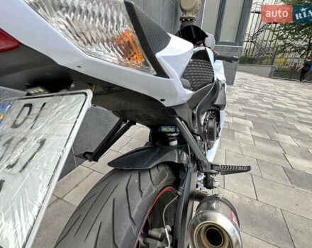 Сузуки GSX-R 600, объемом двигателя 0.6 л и пробегом 30 тыс. км за 9500 $, фото 8 на Automoto.ua