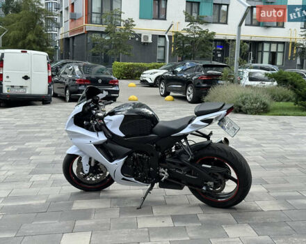 Сузуки GSX-R 600, объемом двигателя 0.6 л и пробегом 30 тыс. км за 9500 $, фото 3 на Automoto.ua