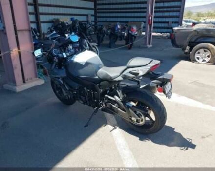 Сузуки GSX-R 600, объемом двигателя 0.6 л и пробегом 0 тыс. км за 4500 $, фото 2 на Automoto.ua