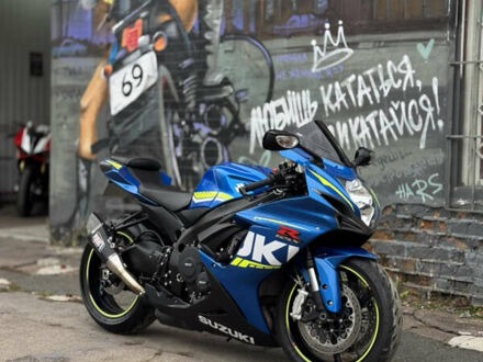 Сузуки GSX-R 600 2016 в Киеве на Automoto.ua Сузуки GSX-R 600, объемом двигателя 0 л и пробегом 11 тыс. км за 11500 $, фото 1 на Automoto.ua