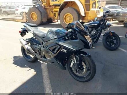Сузуки GSX-R 600, объемом двигателя 0.6 л и пробегом 0 тыс. км за 4500 $, фото 1 на Automoto.ua