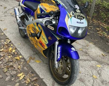 Желтый Сузуки GSX-R 600, объемом двигателя 0.6 л и пробегом 71 тыс. км за 2400 $, фото 1 на Automoto.ua