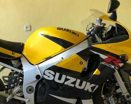 Желтый Сузуки GSX-R 600, объемом двигателя 0.6 л и пробегом 38 тыс. км за 4200 $, фото 3 на Automoto.ua