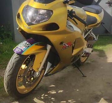 Сузукі GSX-R 600 2004 у Дрогобичі на Automoto.ua Жовтий Сузукі GSX-R 600, об'ємом двигуна 0.6 л та пробігом 32 тис. км за 3200 $, фото 1 на Automoto.ua
