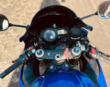 Синий Сузуки GSX-R 600, объемом двигателя 0.6 л и пробегом 47 тыс. км за 6500 $, фото 10 на Automoto.ua