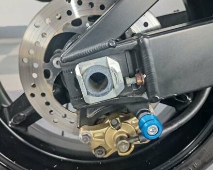 Синий Сузуки GSX-R 600, объемом двигателя 0 л и пробегом 28 тыс. км за 6400 $, фото 15 на Automoto.ua