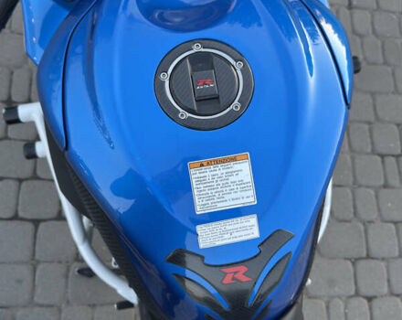 Синій Сузукі GSX-R 600, об'ємом двигуна 0.6 л та пробігом 23 тис. км за 10000 $, фото 7 на Automoto.ua